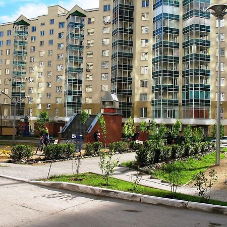 Arenda Kvartiry V Bazhovskom Apartamento Ecaterimburgo Exterior foto